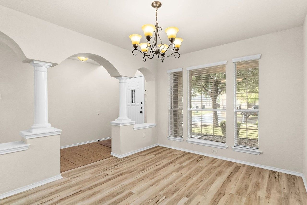 6106 Emilie Ln - Photo 2 of 15
