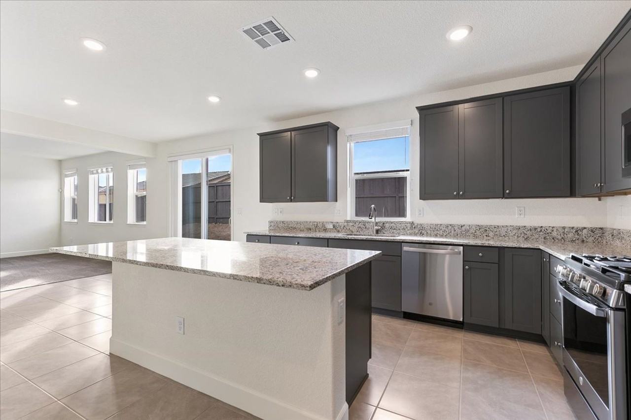 6397 June Bug Dr - Photo 2 of 25