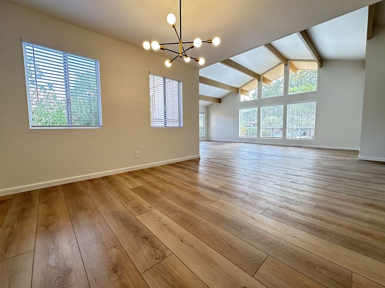 681 Barcelona Rd - Photo 3 of 20