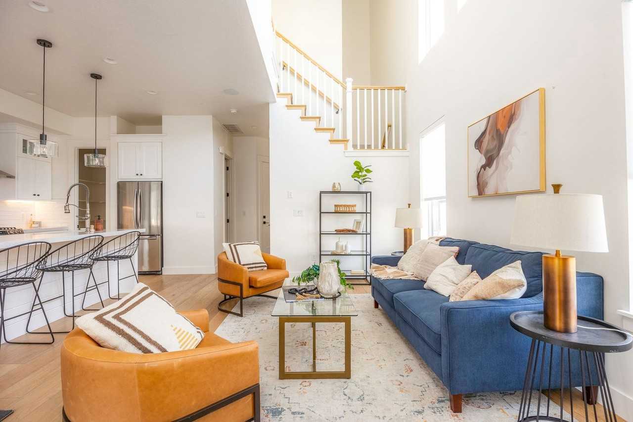 1141 N 520 W - Photo 3 of 36