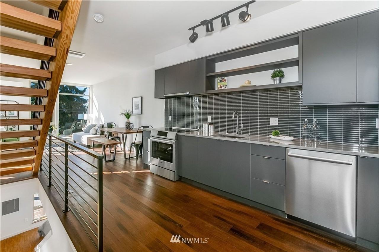 1925 13th Avenue South - Photo 3 of 25