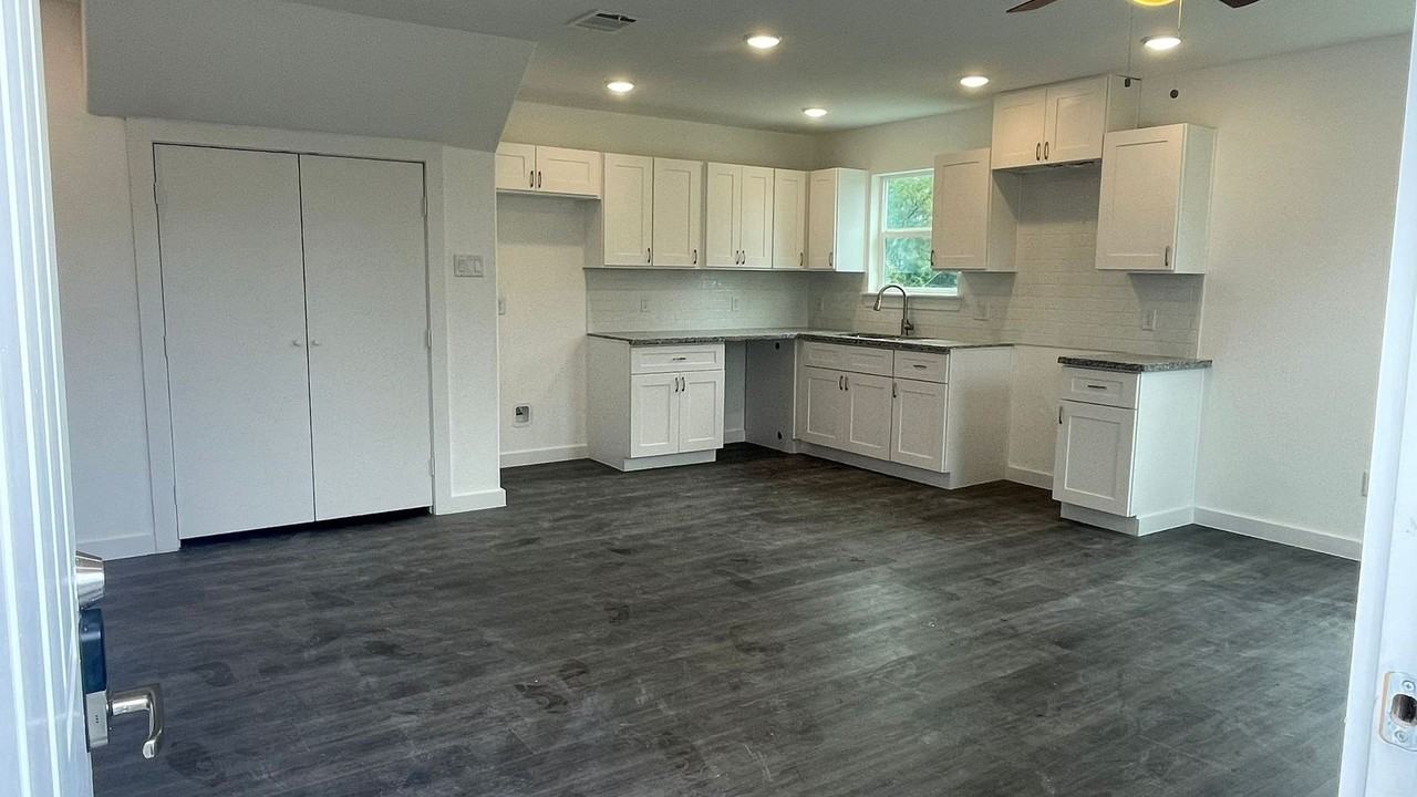 8711 Southwark St #A - Photo 4 of 13