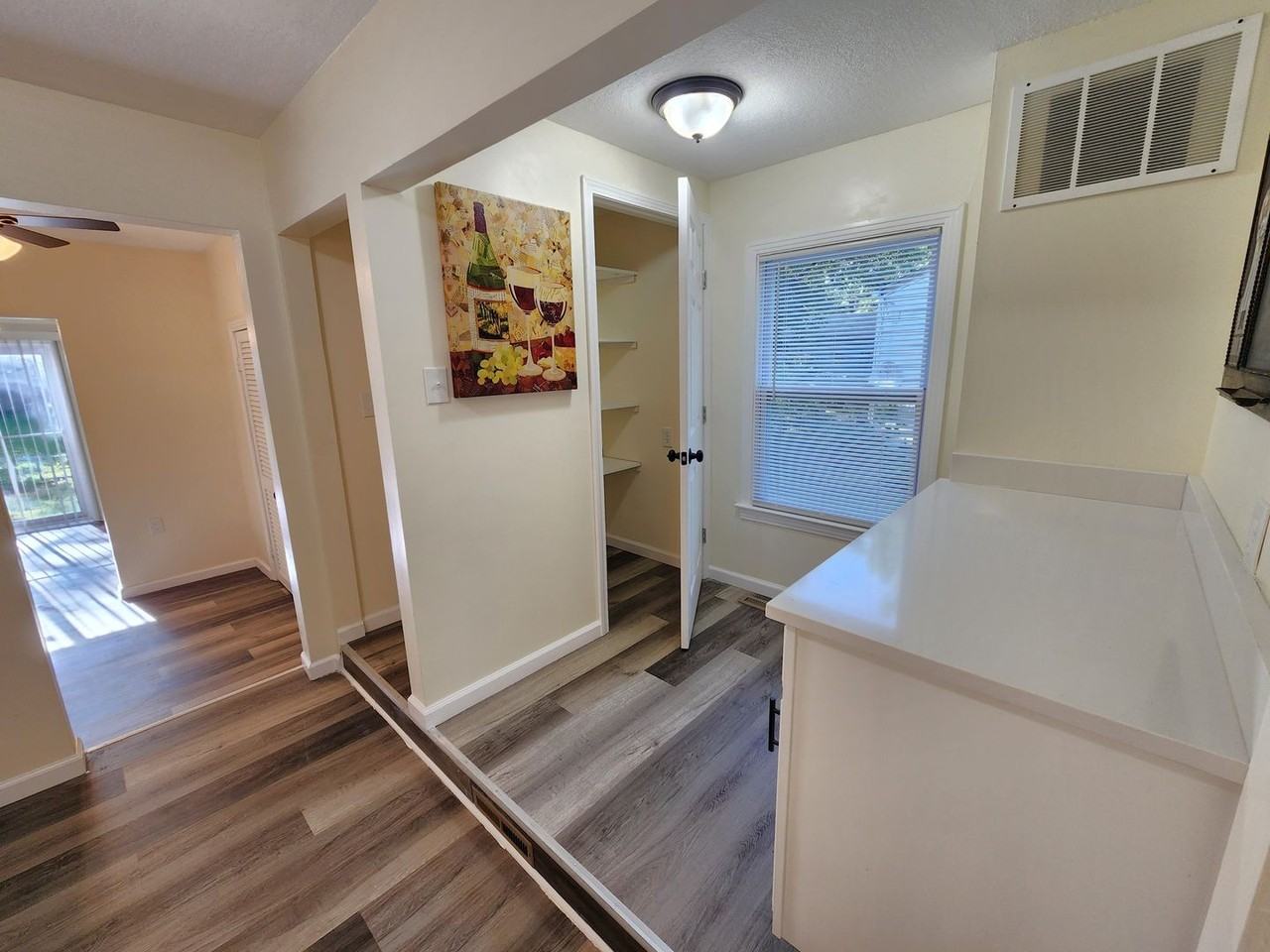 917 Sw Watson Ave - Photo 6 of 32