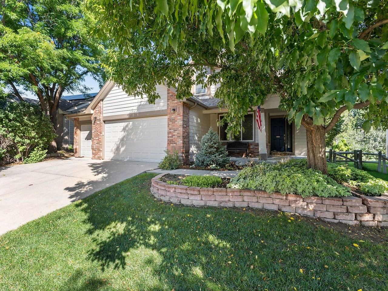 1832 Rosemary Ct - Photo 2 of 34