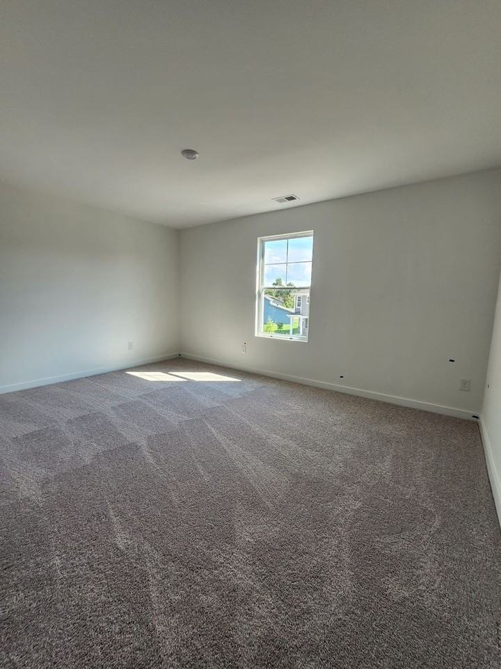 2536 Blue Sky Meadows Dr - Photo 4 of 6