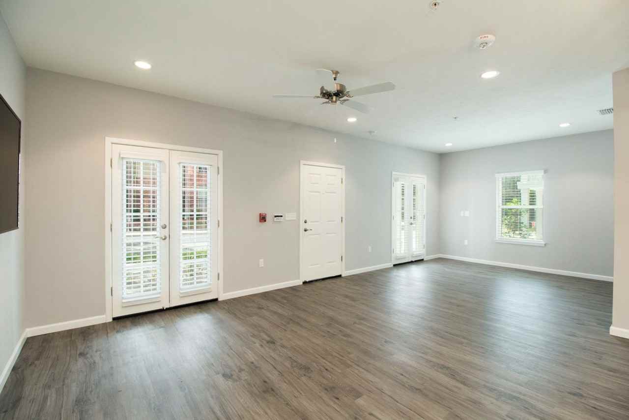 824 Sw 9th St - Photo 5 of 41