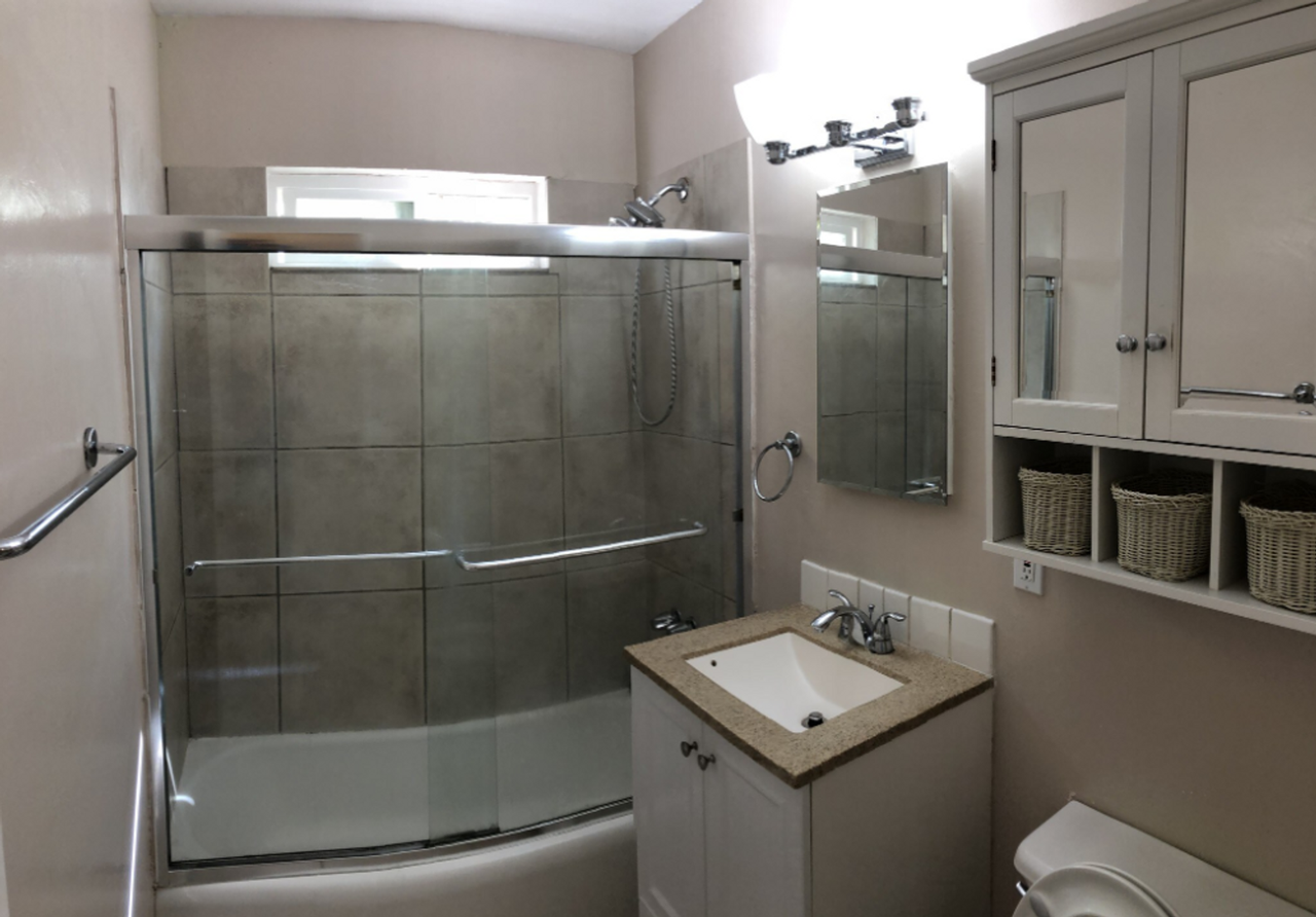 3751 32nd St - Photo 3 of 10