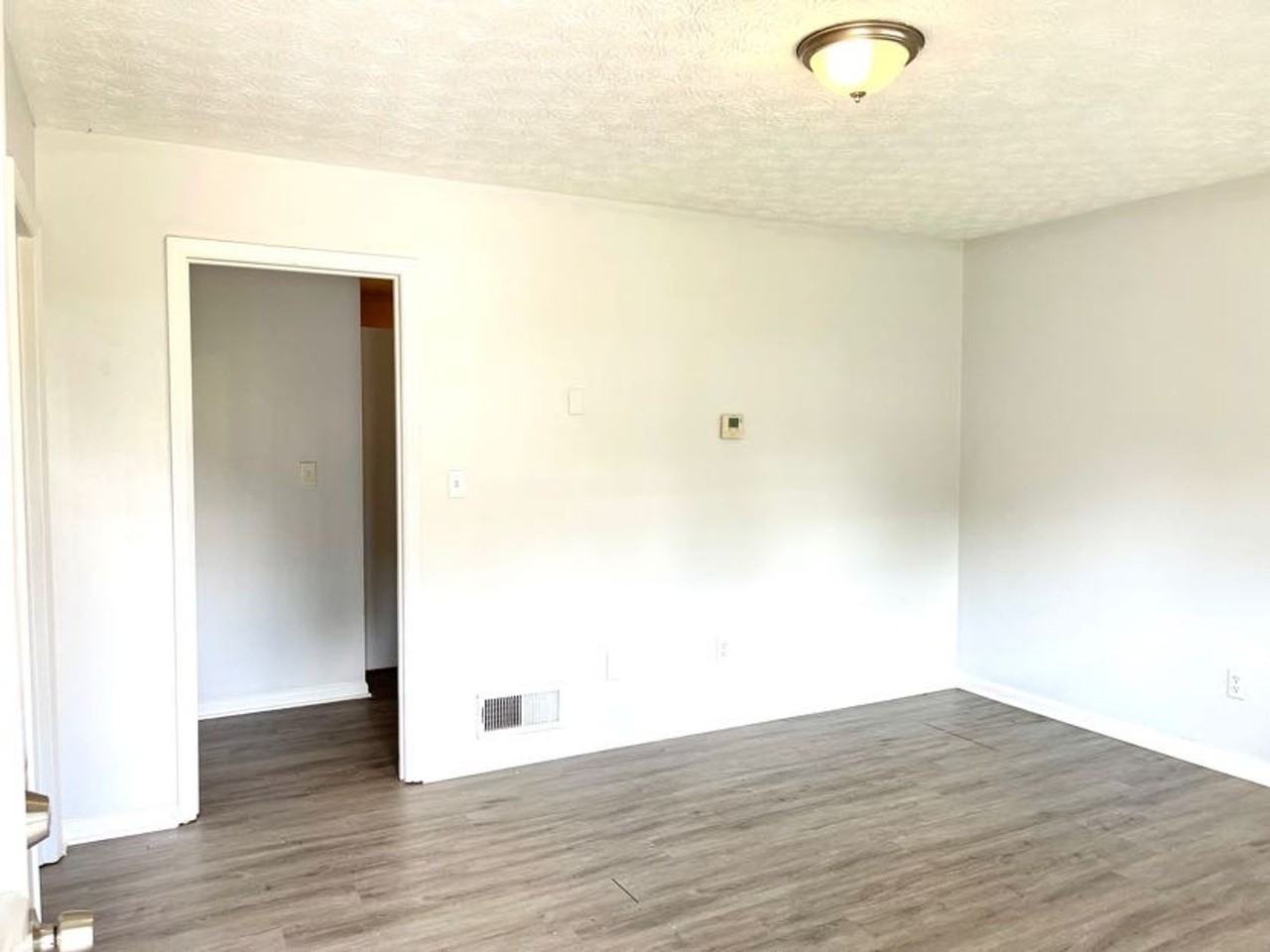 86 Church St - Photo 3 of 14