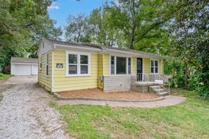 featured image of 928 W Kerr St