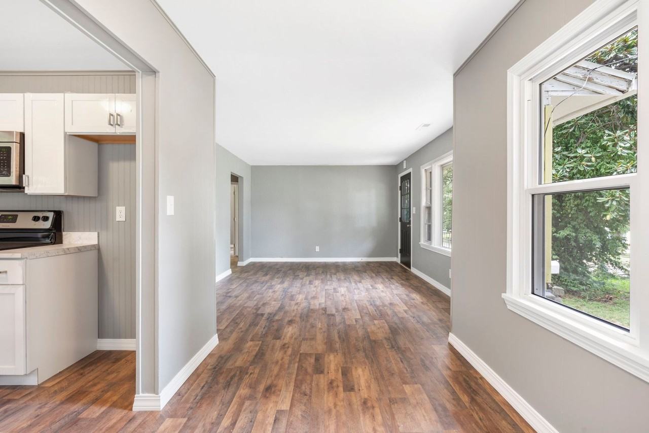 928 W Kerr St - Photo 7 of 21