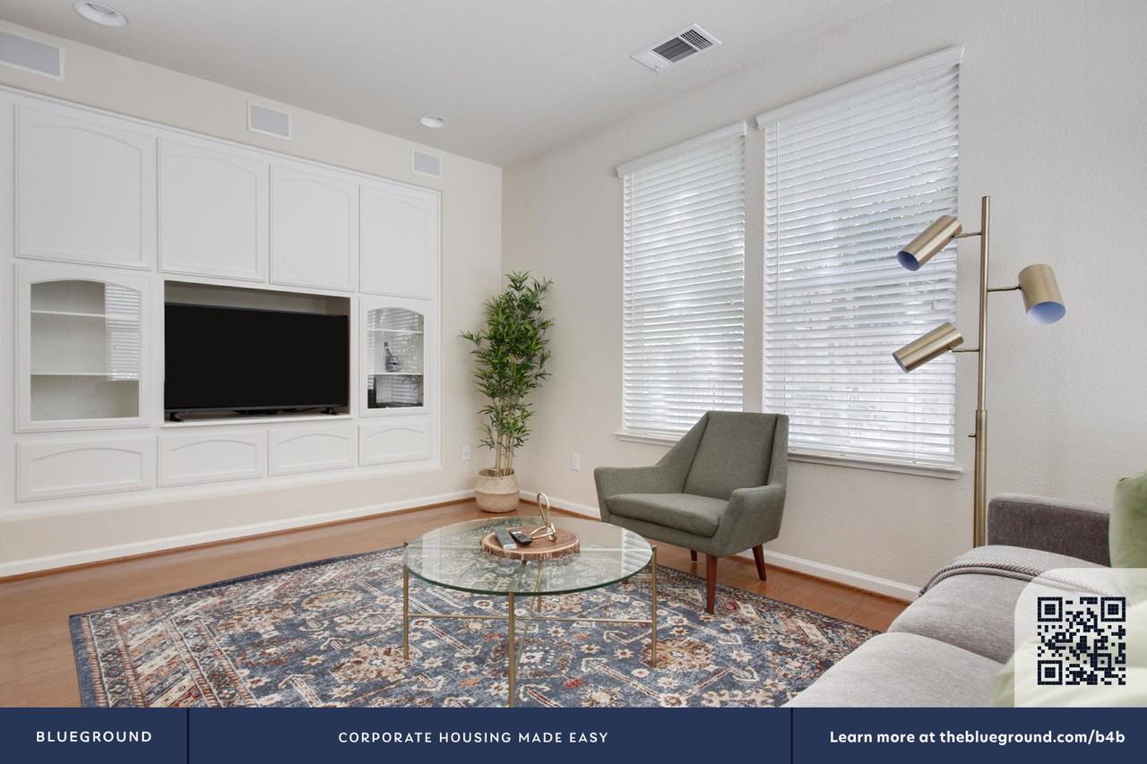 4176 Martinez Ct #1511 - Photo 6 of 29