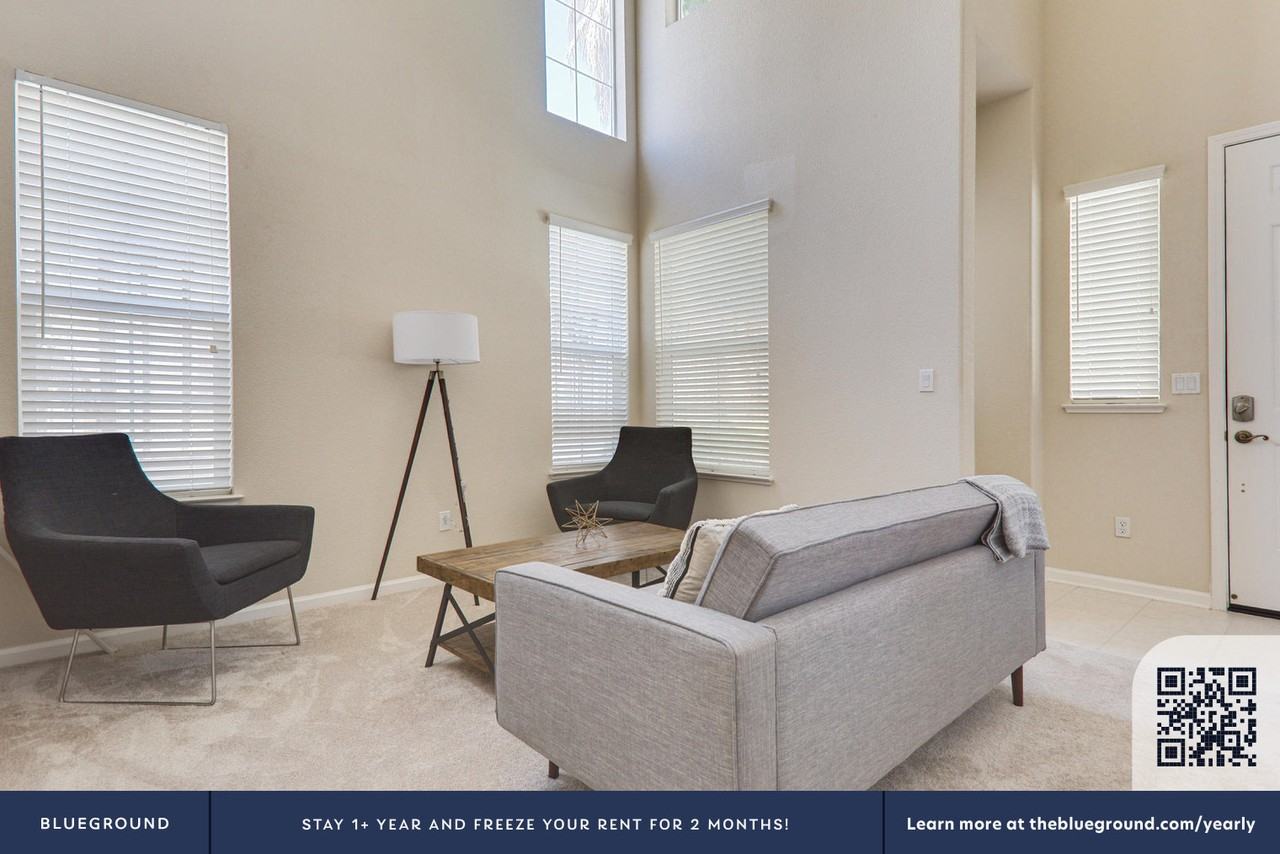 4176 Martinez Ct #1511 - Photo 7 of 28