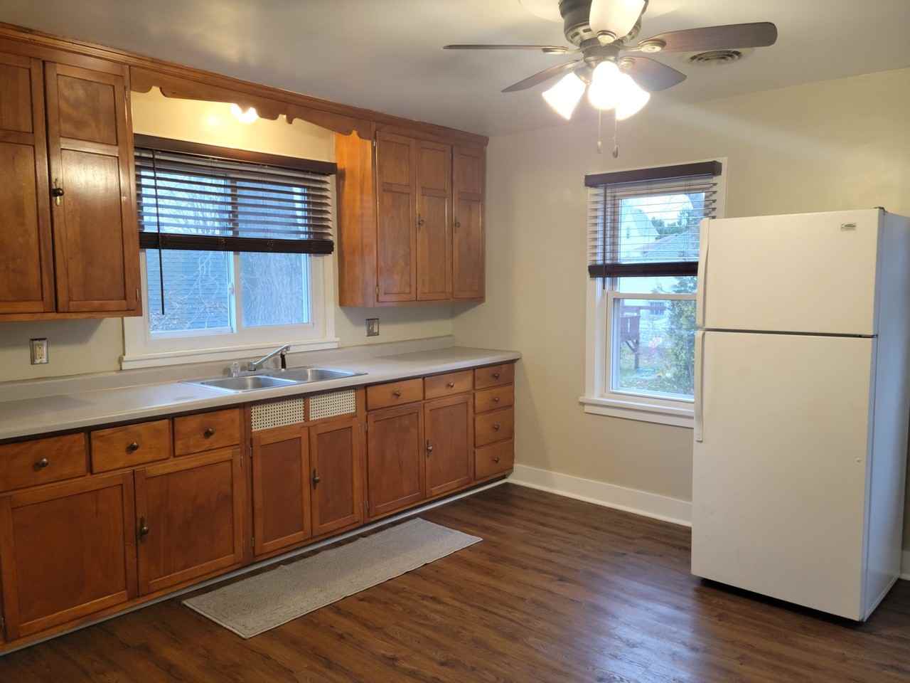 517 N Main St #517UPPER - Photo 3 of 13