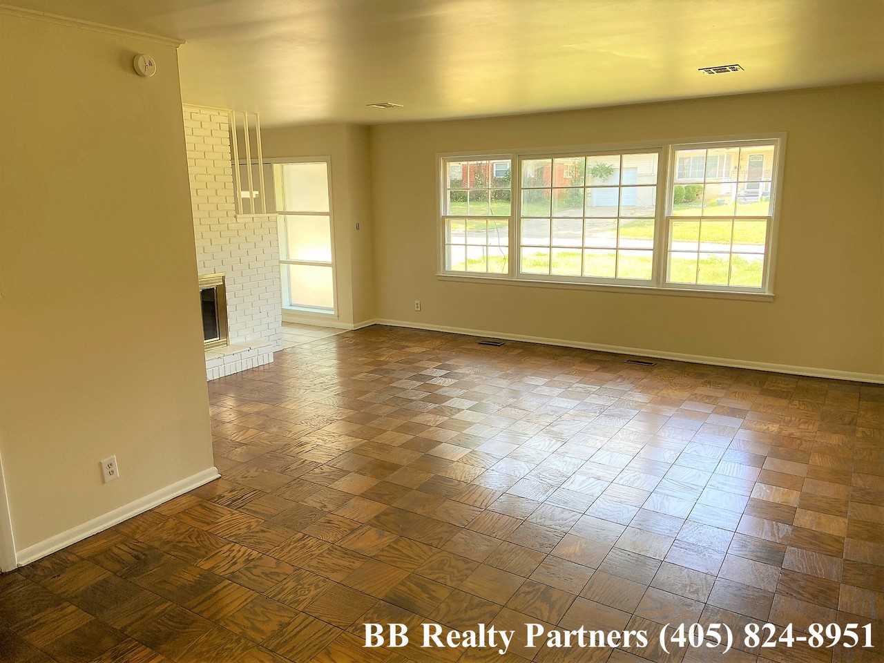 4548 E 25th Pl #NA - Photo 3 of 19