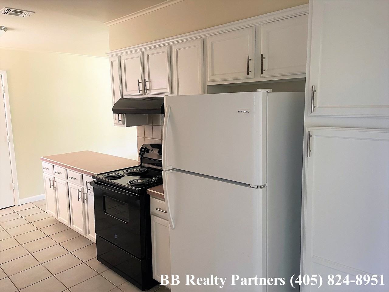 4548 E 25th Pl #NA - Photo 7 of 19
