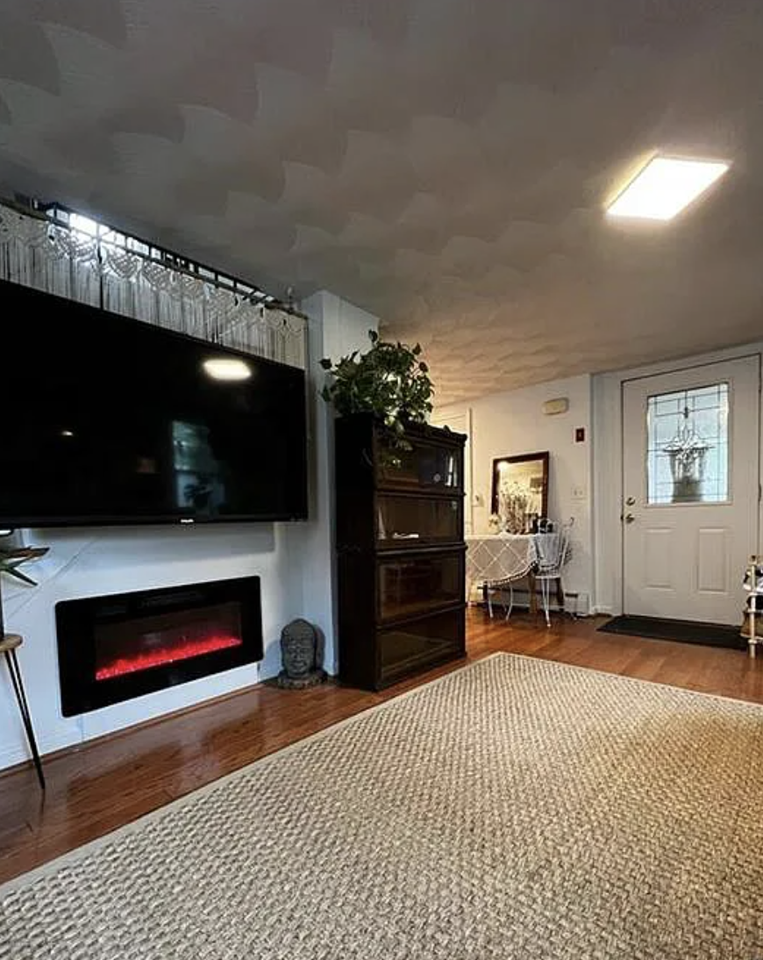 88 Oxford Ave #NA - Photo 2 of 14