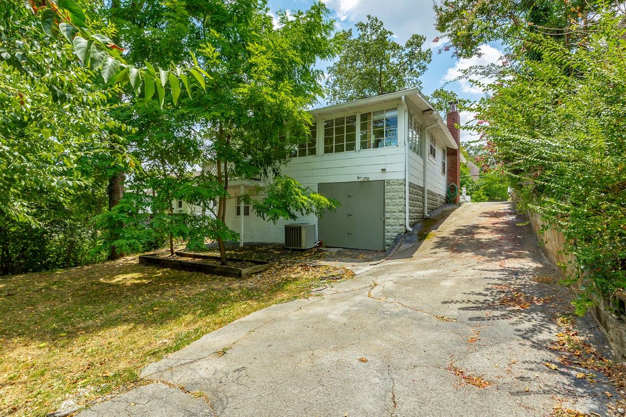 1209 Hanover St #NA - Photo 3 of 19