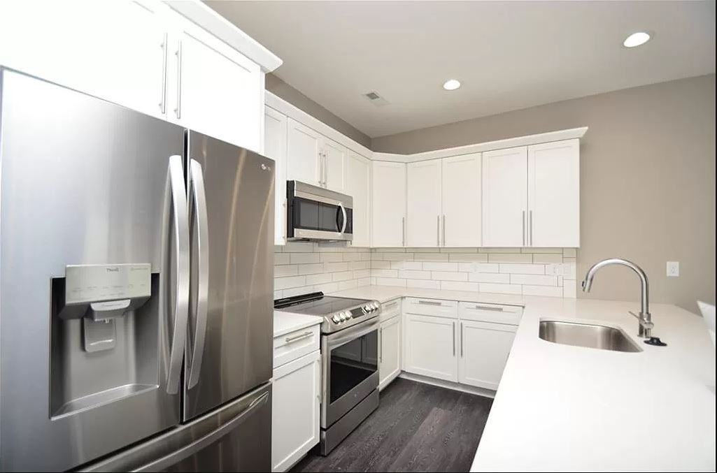 660 Se Greyson Ln #660 - Photo 6 of 15