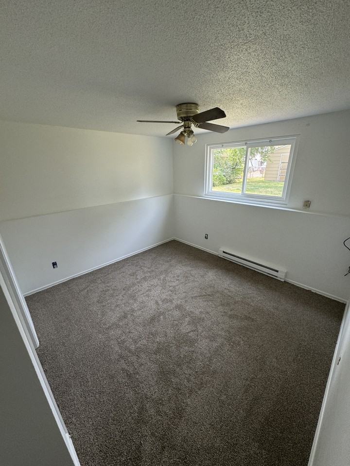 907 Wood Ave #NA - Photo 4 of 6