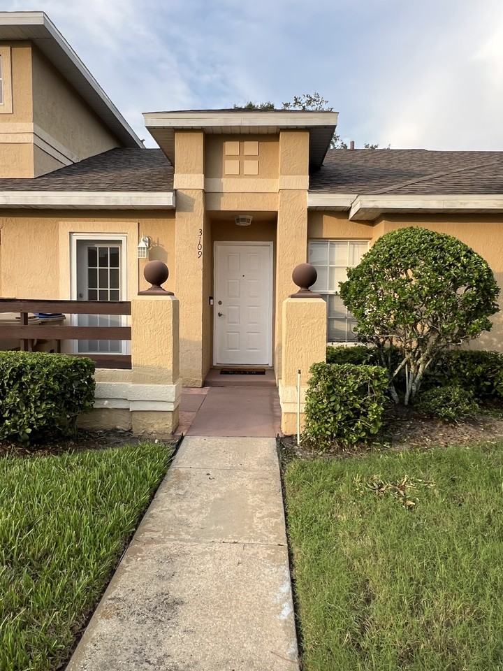 Sandy Shore Ln #3109 - Photo 3 of 17