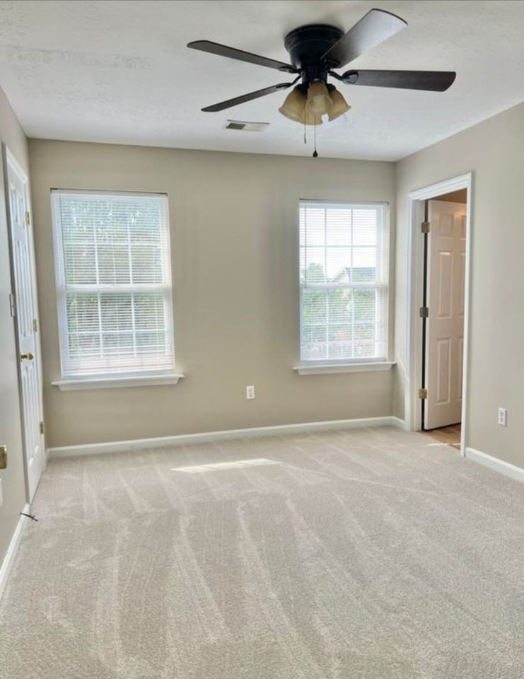 204 Maple Leaf Ln #NA - Photo 3 of 5