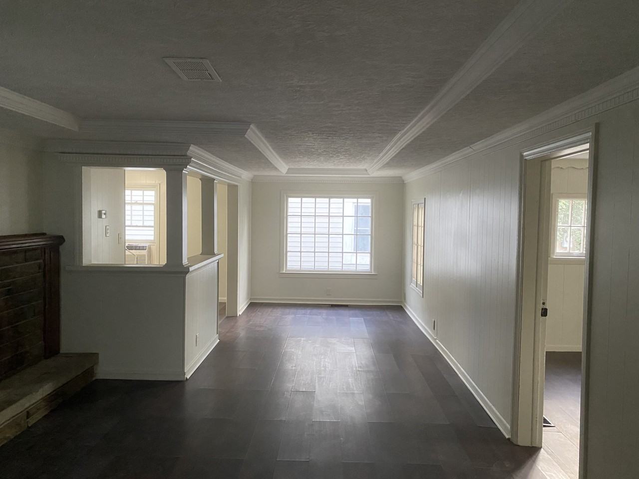 112 W Tyler St #A - Photo 3 of 16