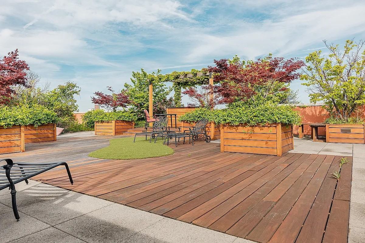 487 Keap Street #405 - Photo 4 of 17