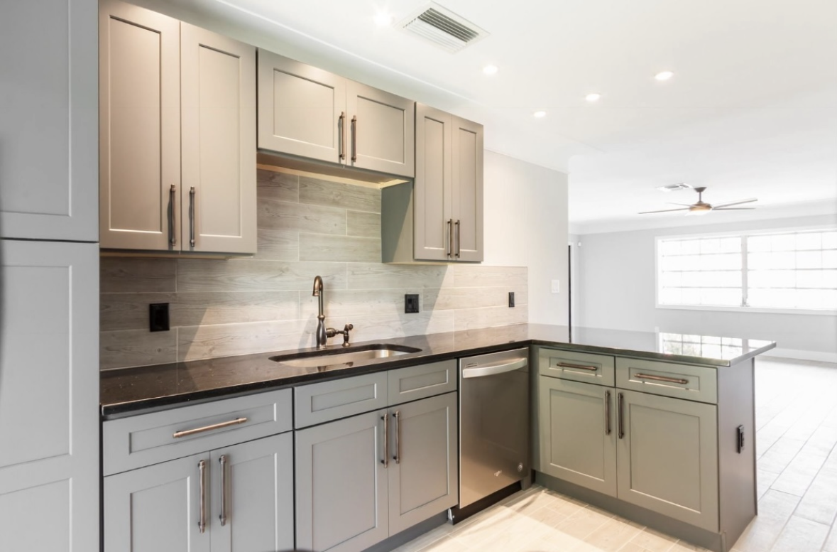 5903 Ne 7th Ave #NA - Photo 3 of 20