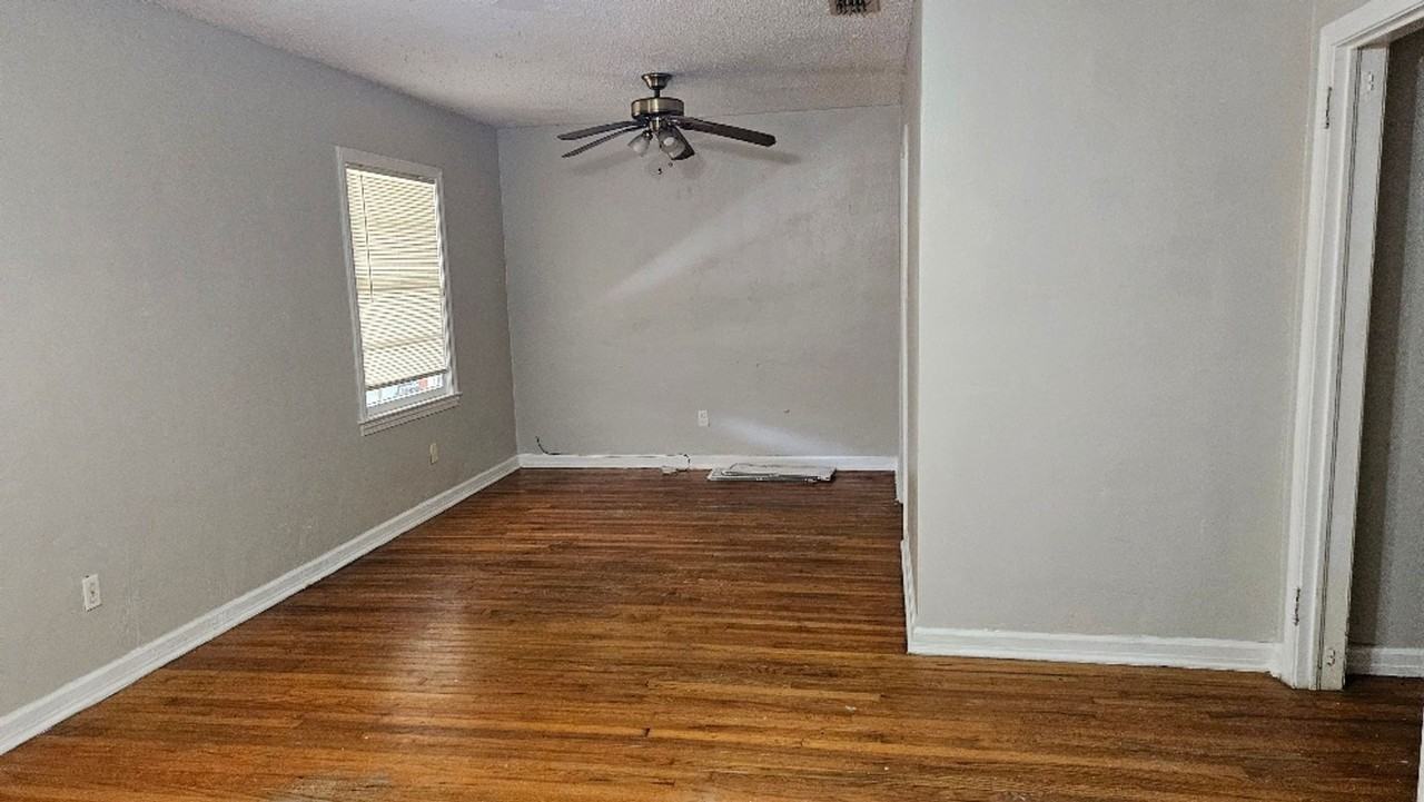 2216 David Dr - Photo 2 of 7