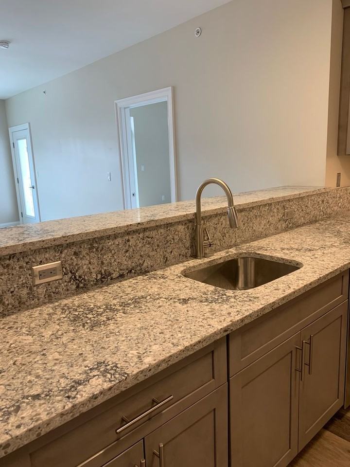 One Dutchess Luxury Waterfront 1, 2, & 3 Bedroom Apartments homes - Photo 2 of 16