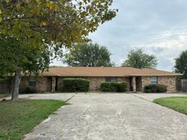 featured image of 3802 Hereford Ln