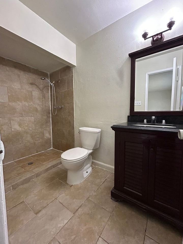 1101 Independence Trl - Photo 2 of 20