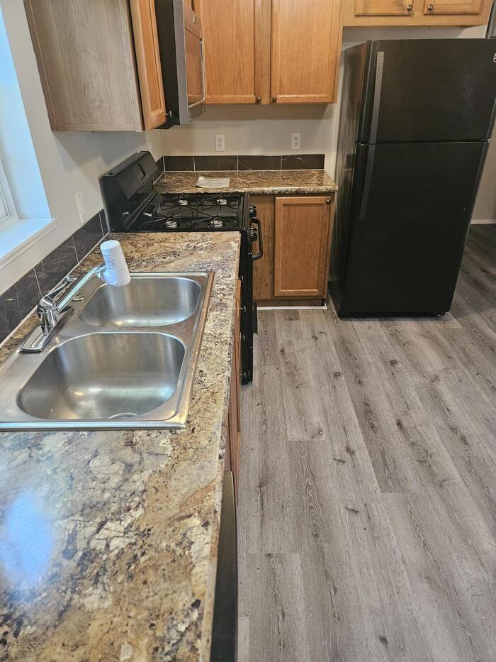 3568 Tompkins St - Photo 3 of 12