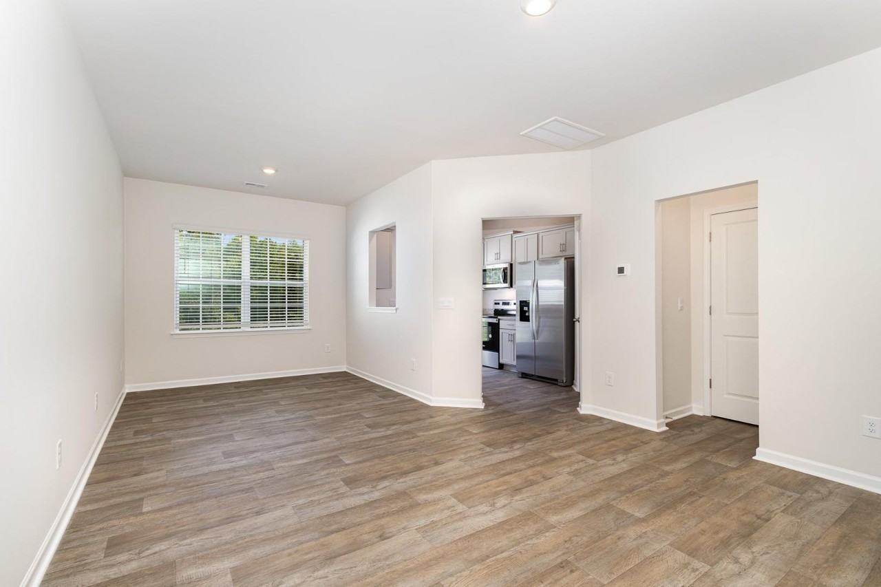 5172 Henley Ridge Dr - Photo 2 of 10