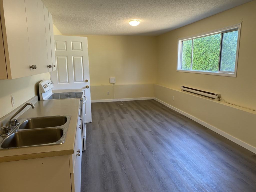 5 Needham St Lowr - Photo 3 of 11