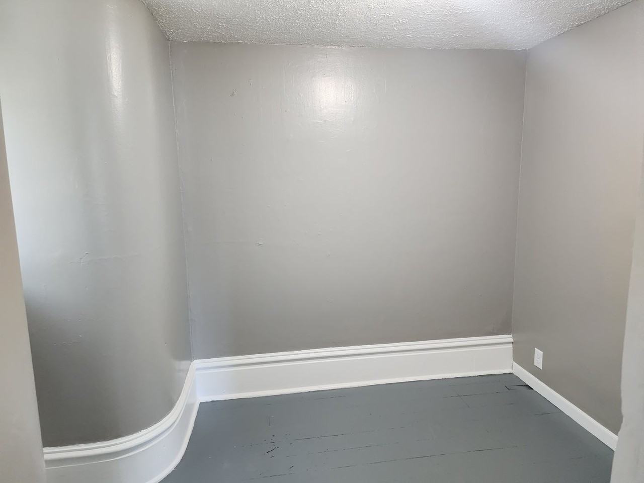 418 South Union Street - Photo 7 of 8