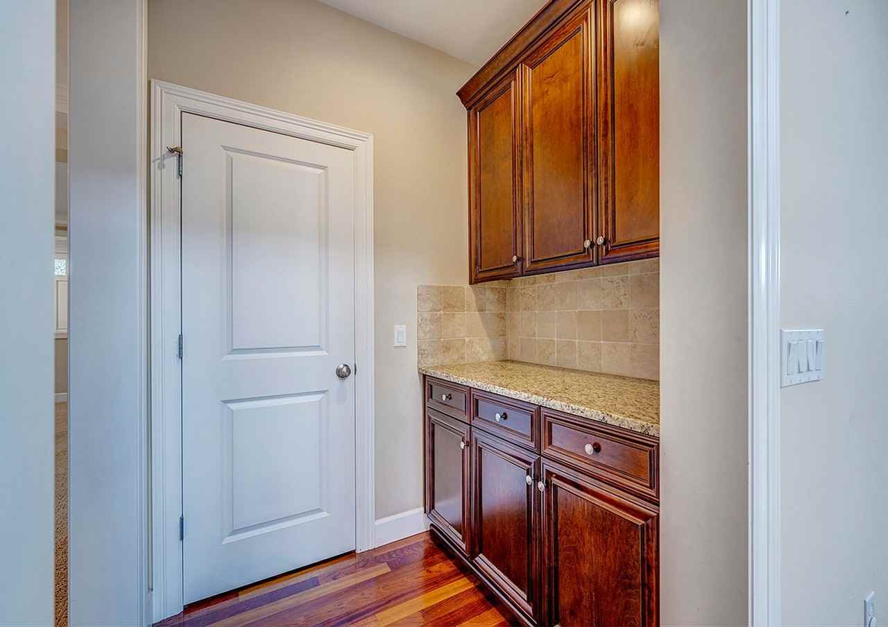 7553 123rd Ave Ne - Photo 7 of 15