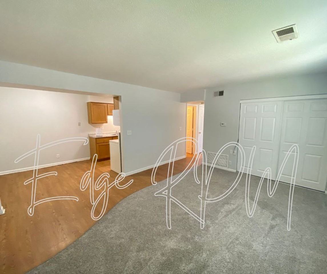 Willow Run Heights - Photo 2 of 31