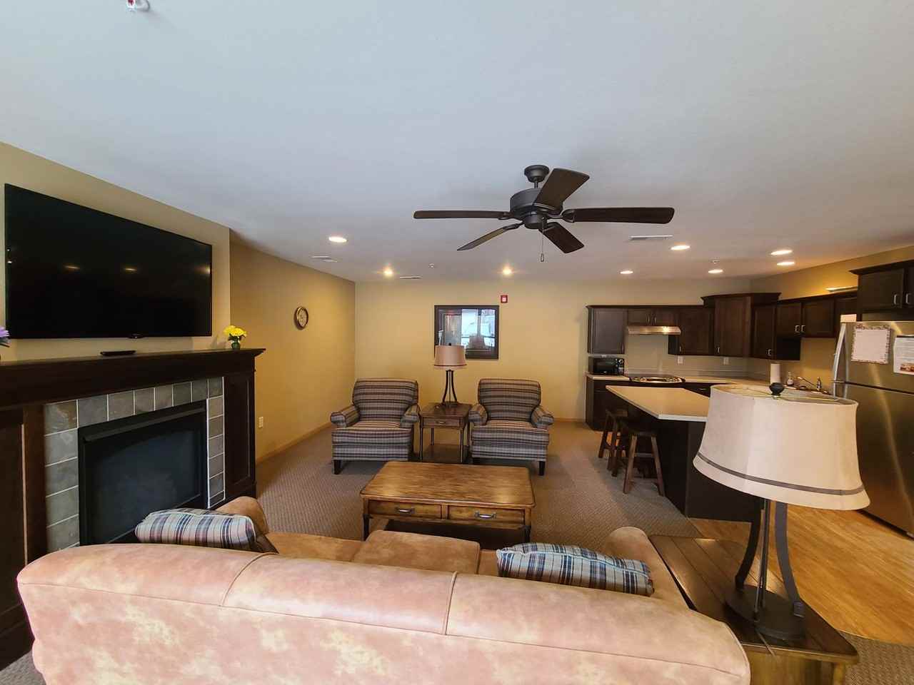 River Hills Apartments 2 - Photo 7 of 12