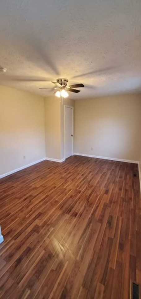 Campus Court - Photo 6 of 8