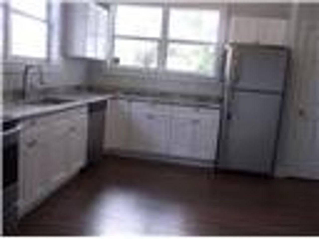 702 E Forest Ave - Photo 6 of 9