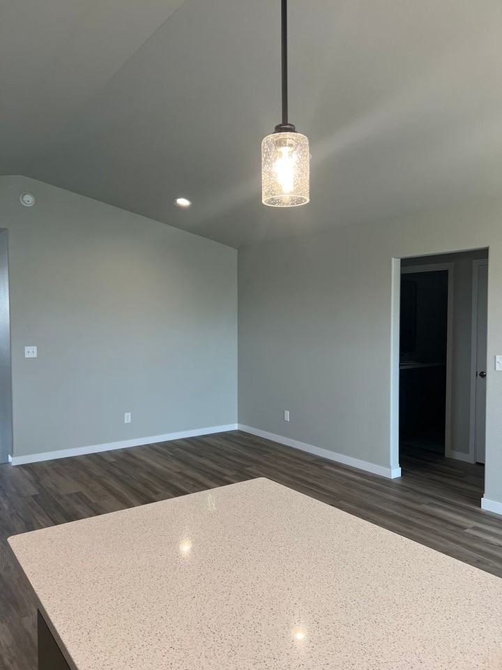 3748 18th St S - Photo 5 of 15