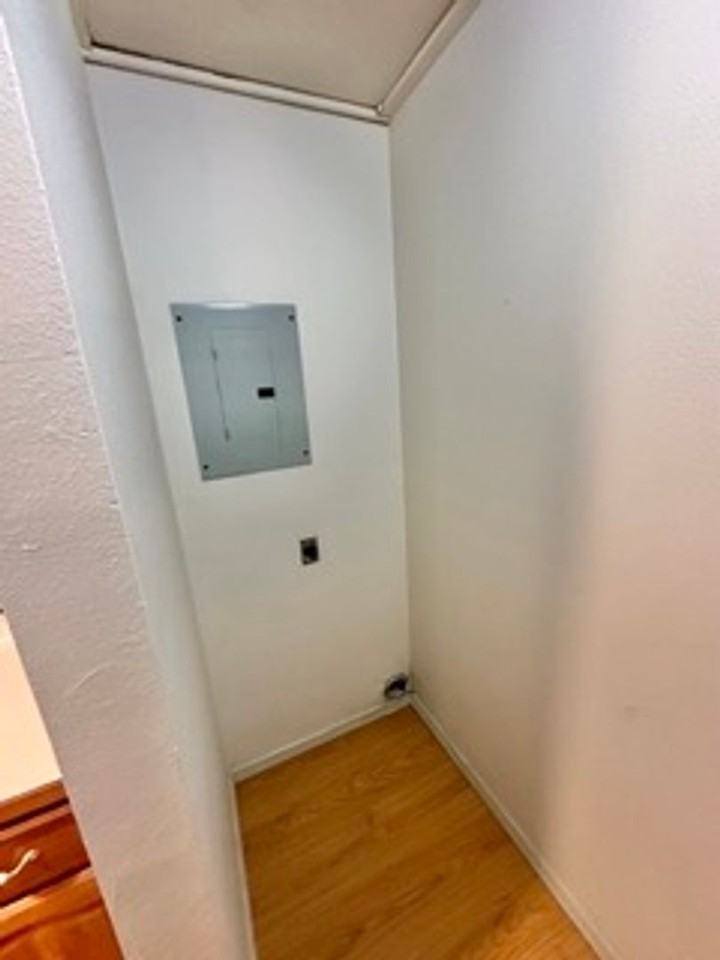 2893 Crystal Lake Dr #6 - Photo 5 of 10