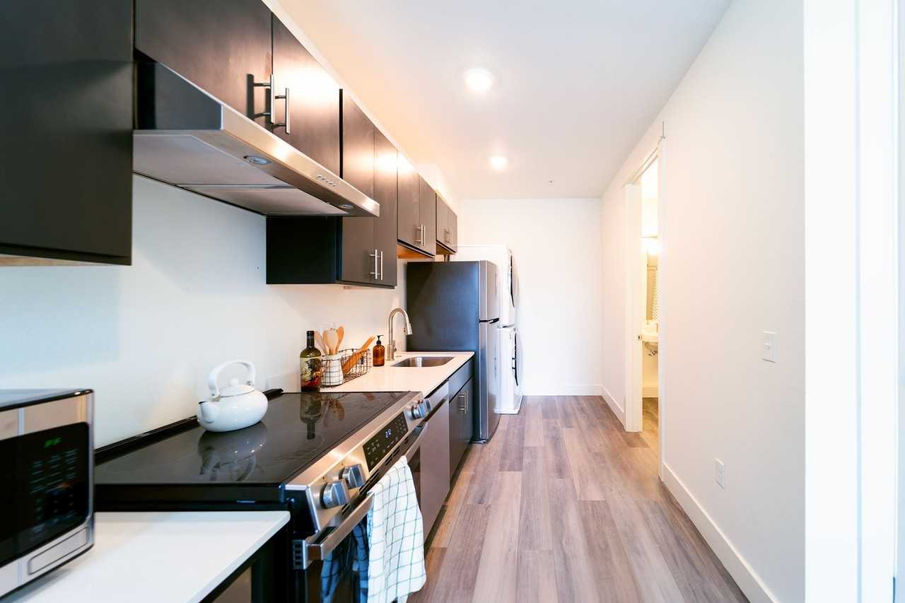 Janie Apartments - Photo 5 of 50