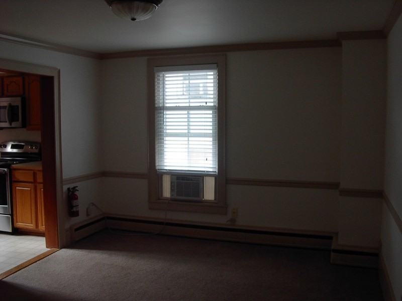 35 Main St - Photo 3 of 8