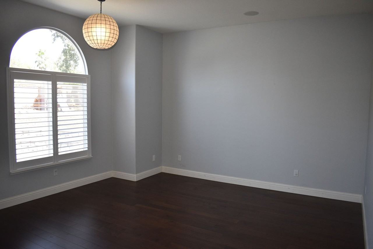 509 Oneill Ct - Photo 2 of 25