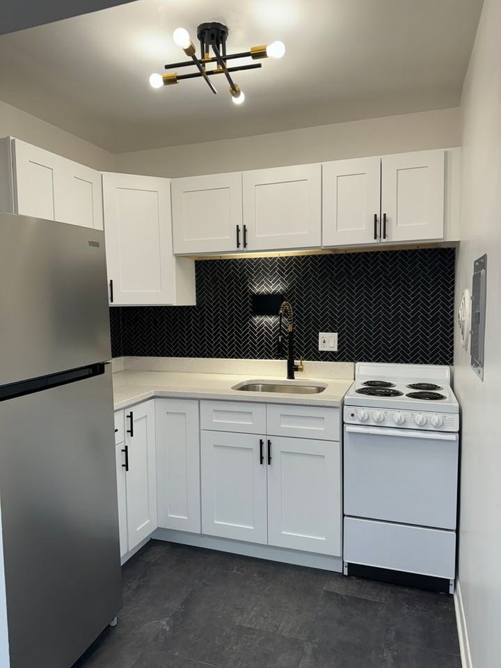 720 Washington - Photo 4 of 17