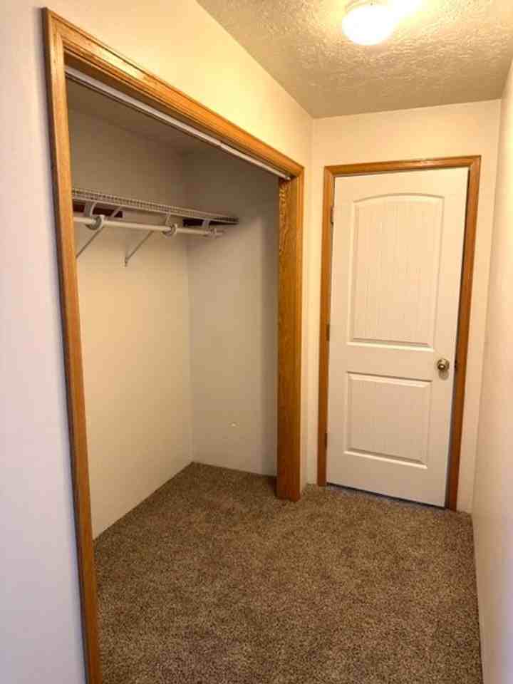 1148 7th St - Photo 3 of 18