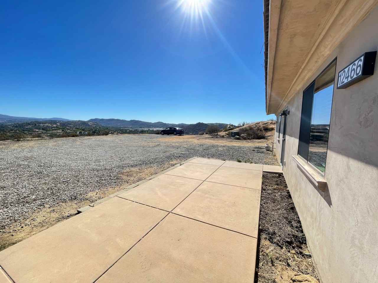 12466 Hillpoint Ct - Photo 2 of 26