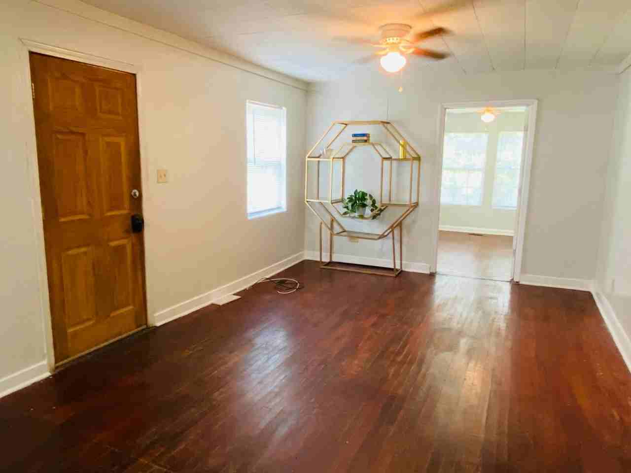 1260 Hillridge Dr - Photo 2 of 13
